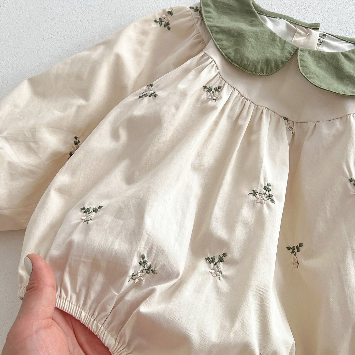 Embroidery Baby Girls Bodysuit