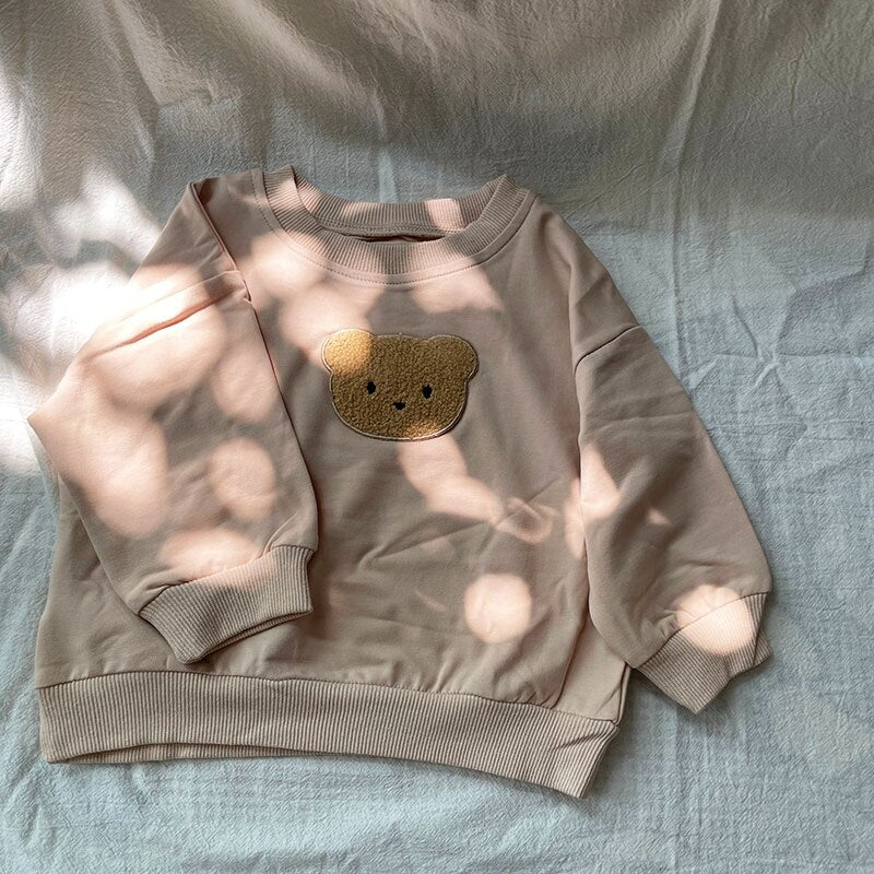Cozy Sweatshirt With Bear Design